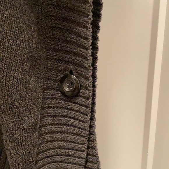 Black oversized turtleneck sweater - Picture 2 of 3